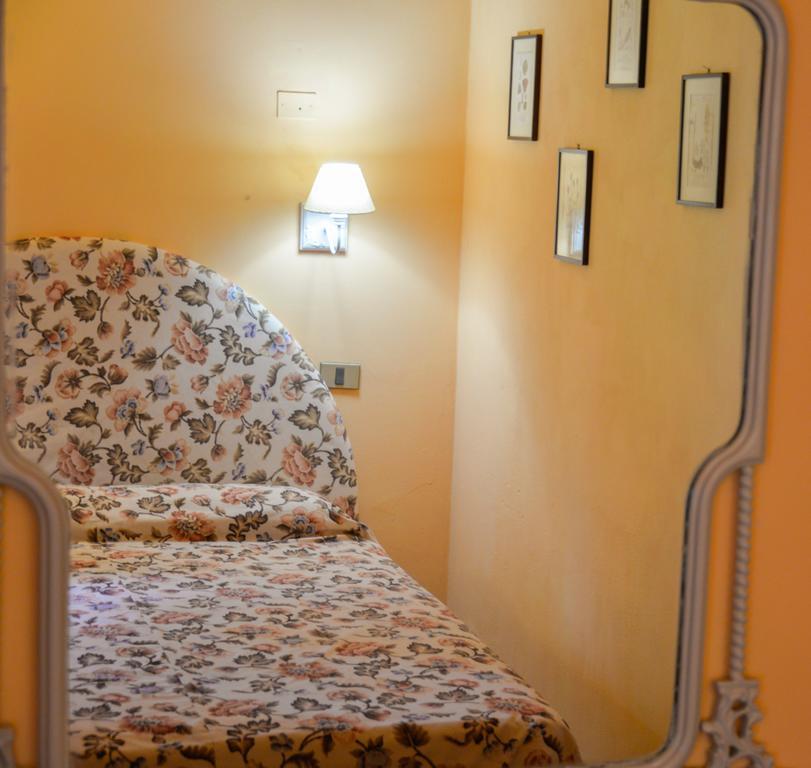 Borgo La Dogana Tuoro sul Trasimeno Ruang foto