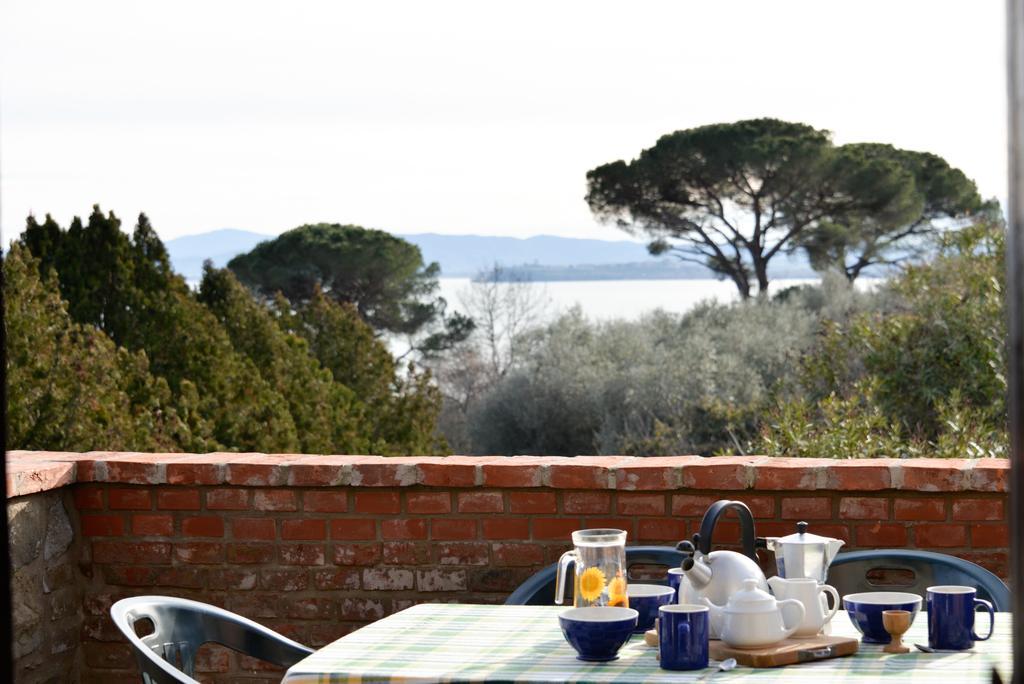 Borgo La Dogana Tuoro sul Trasimeno Bagian luar foto